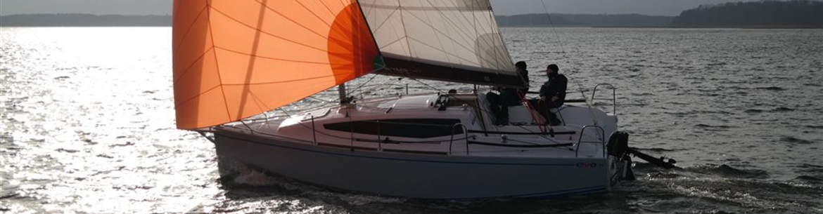 Maxus 24 evo генакер